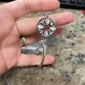 White moonstone clasp bracelet